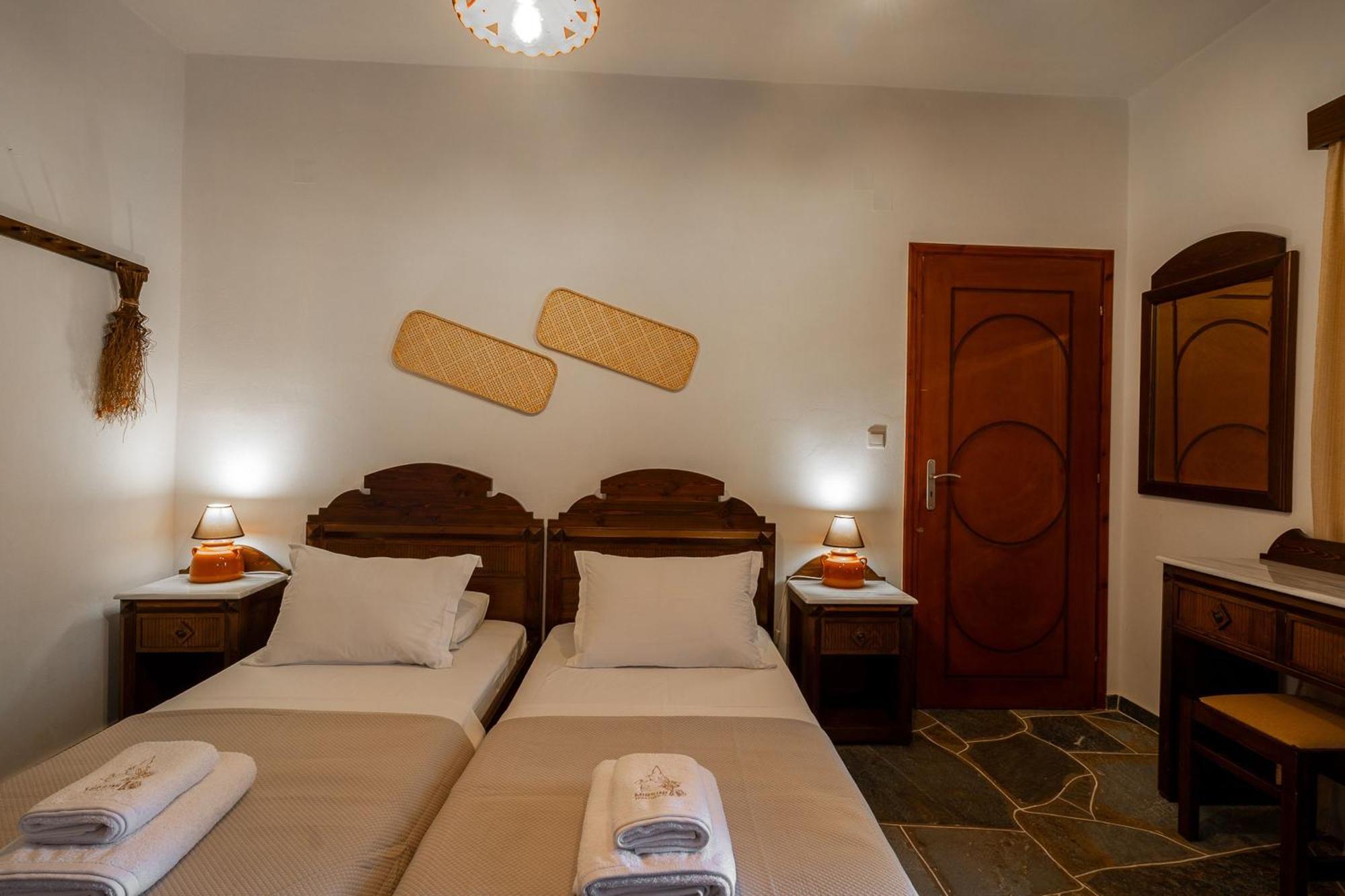 Mirsini Apartments In Sifnos Vathi  Dış mekan fotoğraf